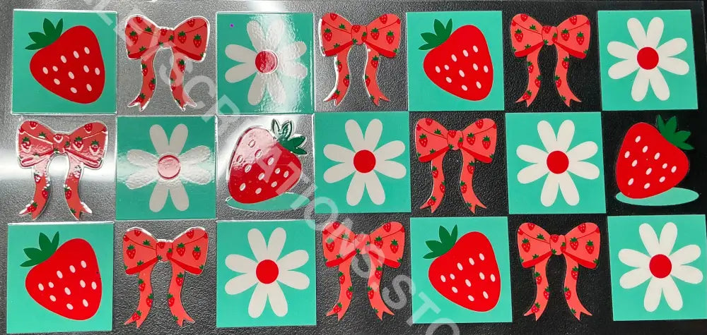 #158 BOWS N STRAWBERRIES
