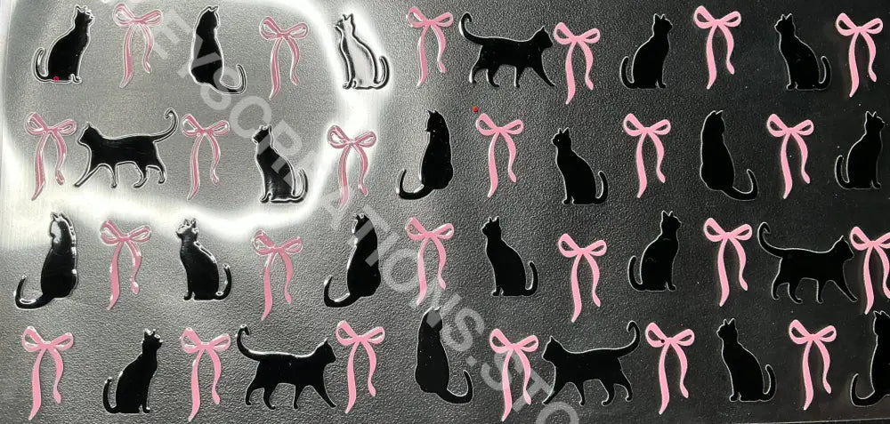 #225 CATS N BOWS